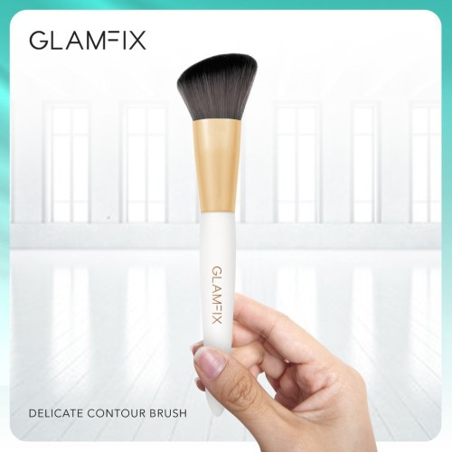 Glam Fix Delicate Contour Brush