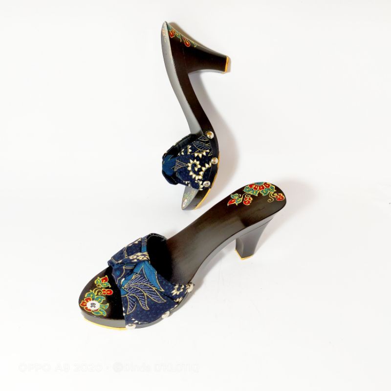 SANDAL KELOM BATIK/Sandal Wanita Heel Kayu Batik/Kelom Hak Tinggi/Sandal Hak Peep Toes [ORIGINAL]