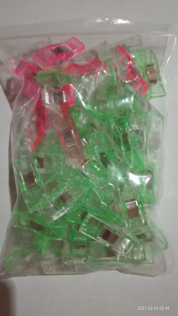 60 Pcs Klip Gantungan Pakaian Multifungsi Bahan Plastik Warna-warni