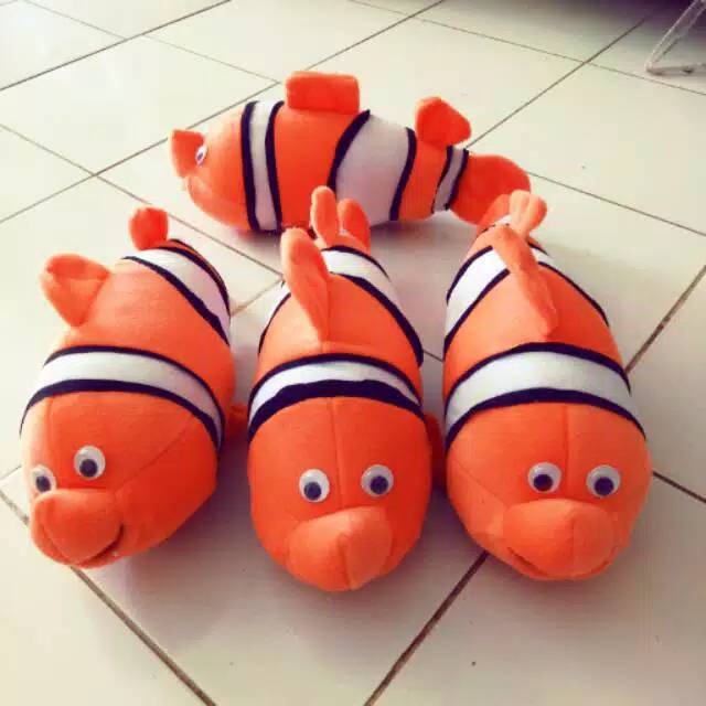 Boneka ikan nemo size:M