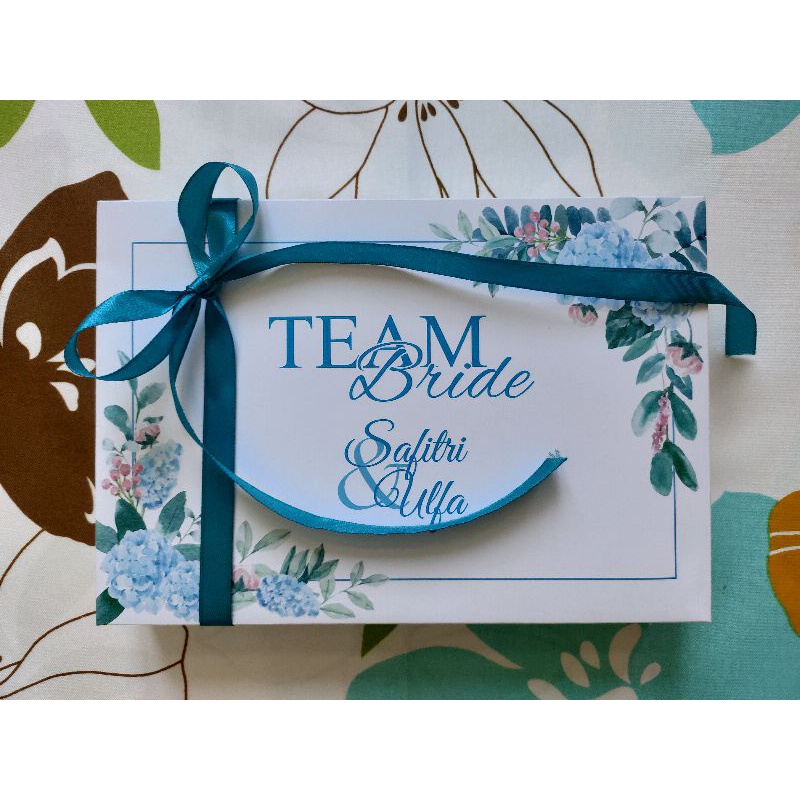 

SOFTBOX P33xL22xT8 BOX BRIDESMAID MURAH WAJIB BACA DESKRIPSI