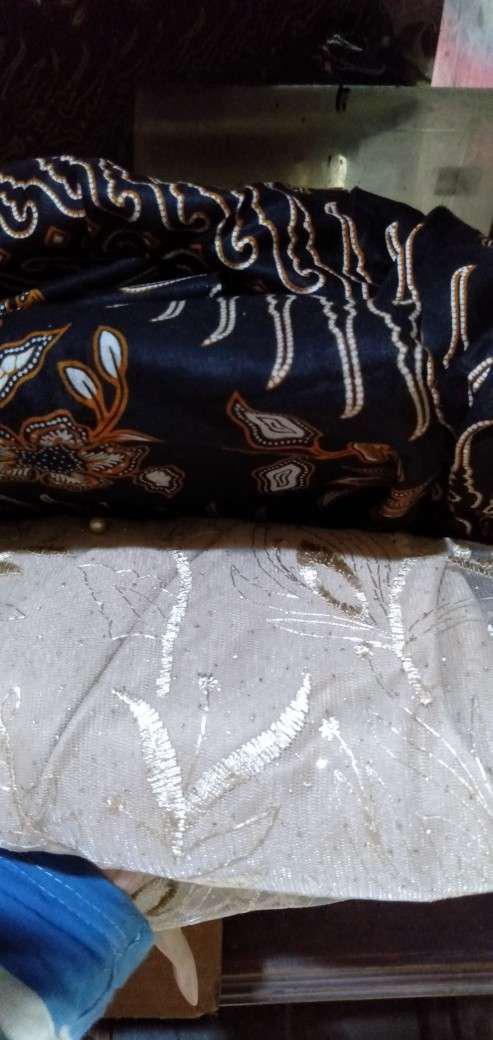 {ada Kemeja Anak }couple Kebaya Brokat, Batik Brokat Couple  Arinta Brokat Ory By S.g