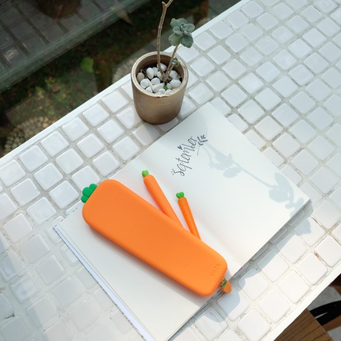 

(TERLARIS) Carrot set-set alat tulis dan kotak pensil wortel-pen, penghapus pen