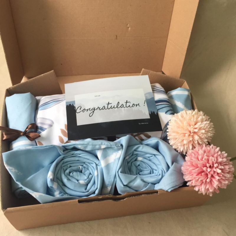 

Wedding Hampers / Hadiah Kado Kawinan / Pernikahan
