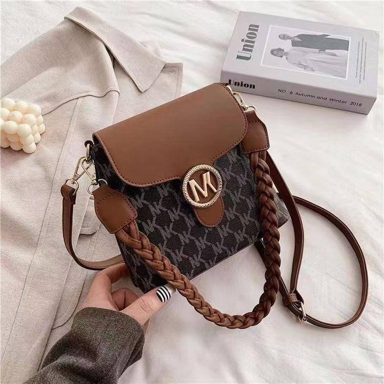 EL 5398 RISCE TAS SELEMPANG IMPORT WANITA CEWEK PEREMPUAN JAKARTA BATAM M