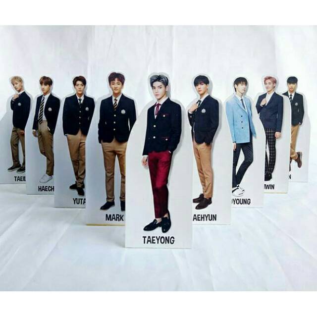 Standee figure nct