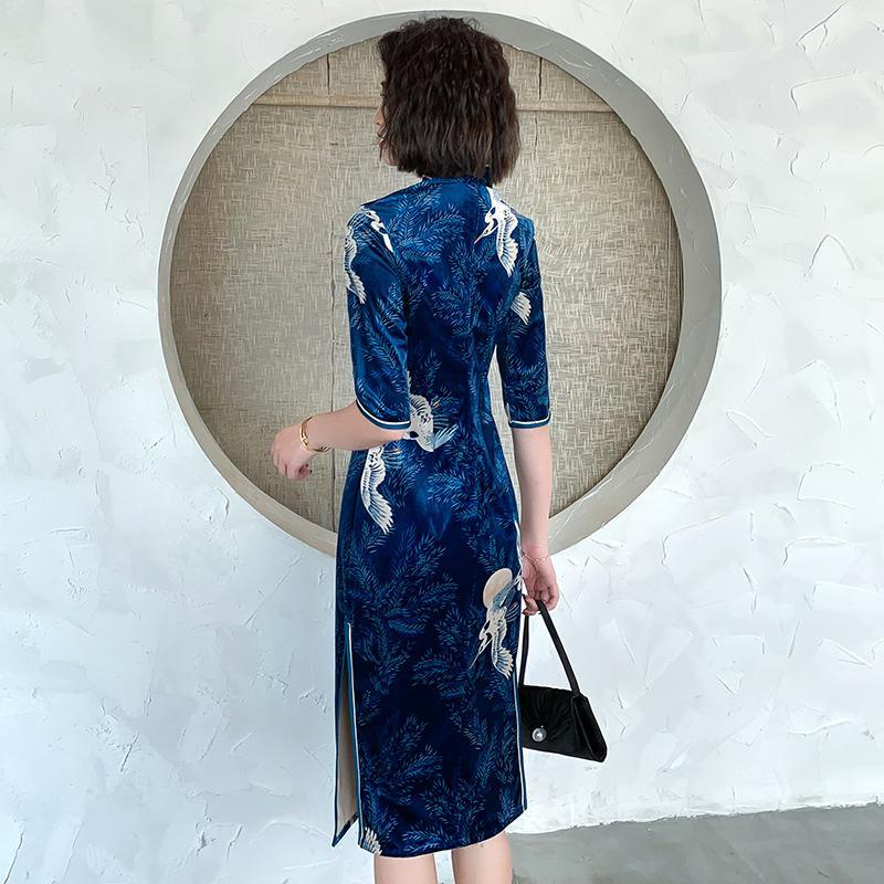 Etched cheongsam young style spring and summer long sleeved girl modified Chinese style velvet dress