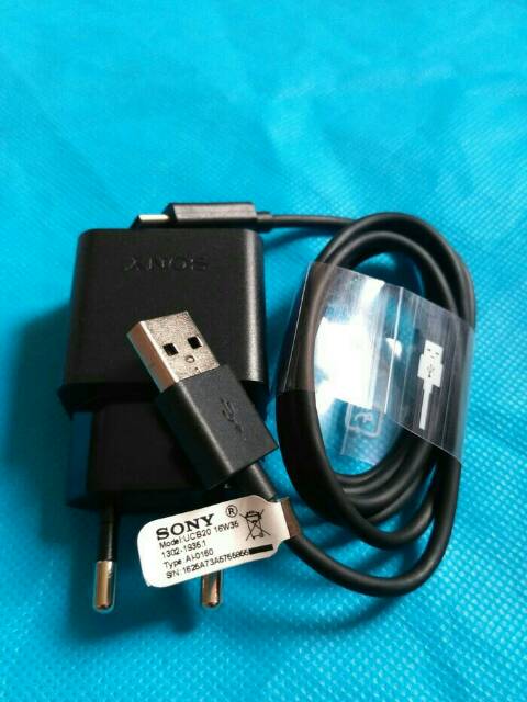 CHARGER SONY EXPERIA XA1 XZ XZ1 PREMIUM UCH-12 USB TYPE C QUICK CHARGER ORIGINAL- HITAM