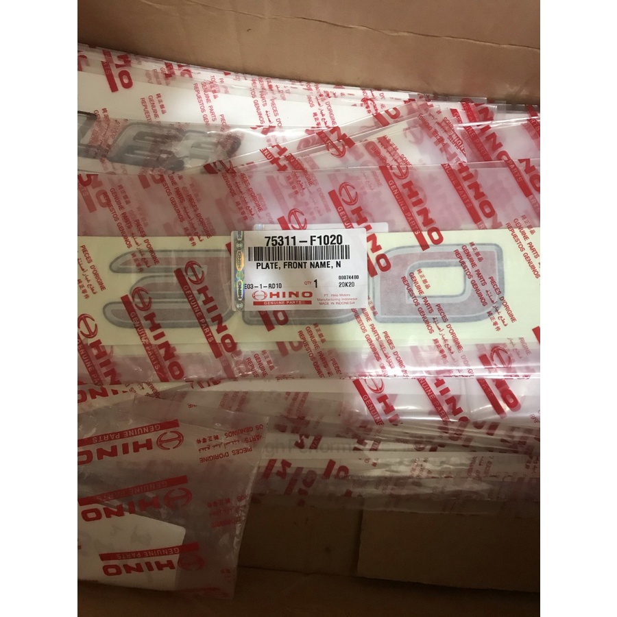 Stiker sticker tempelan 300 ori Hino