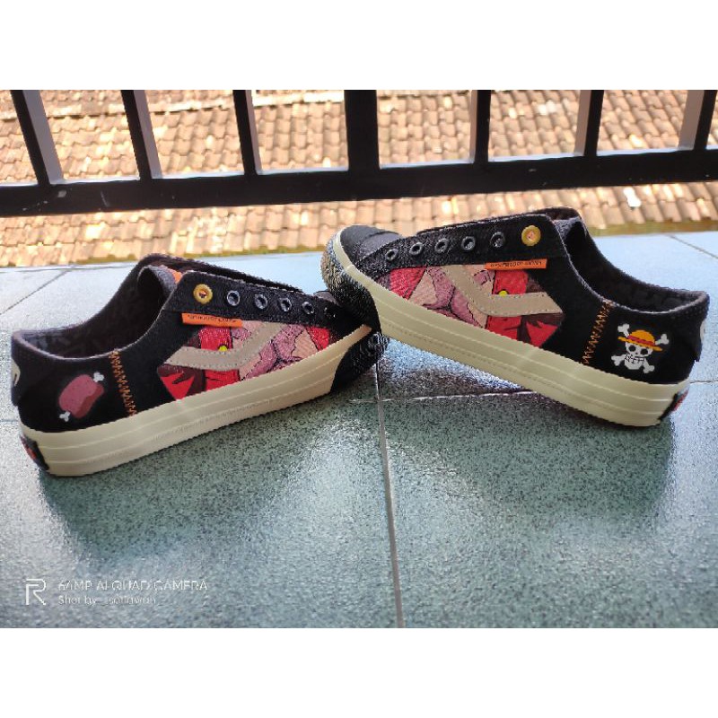 Ventela x Nevertoolavish custom Luffy One piece