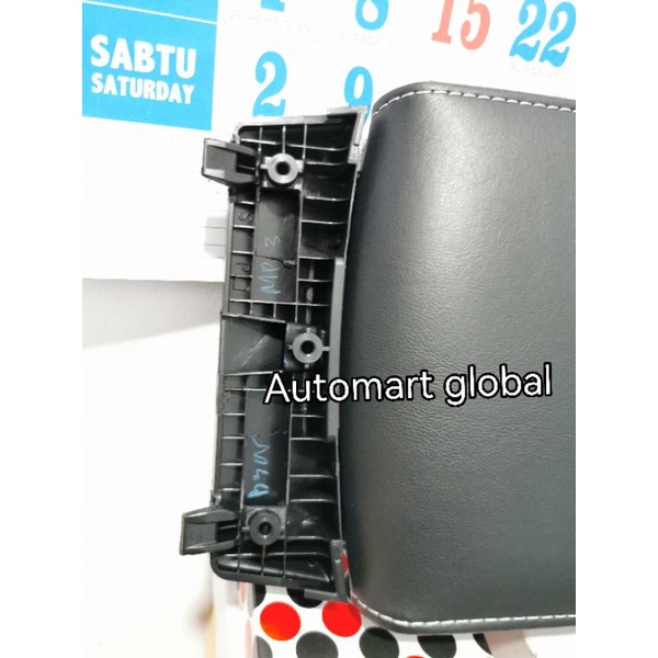 Cover tutup console konsol box fortuner hilux 2016-2022 original