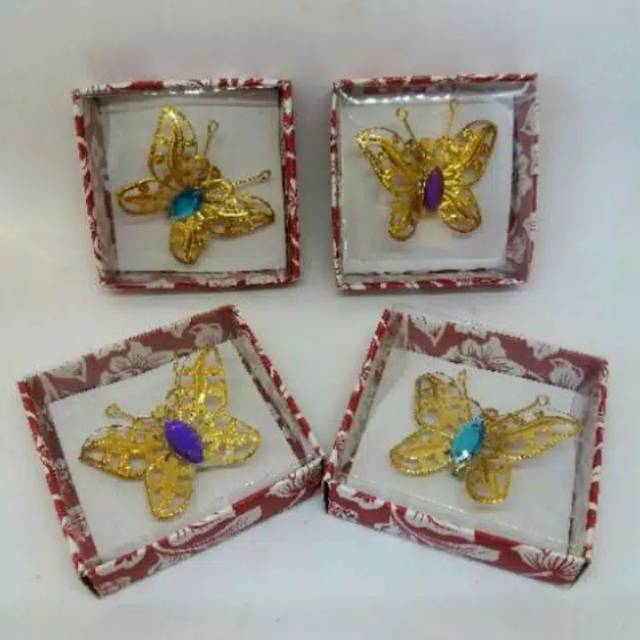 Souvenir Bros kupu-kupu