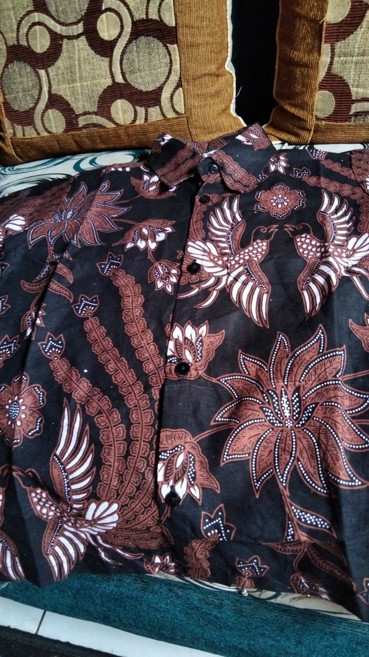 Batik Couple Keluarga • Batik Couple Keluarga Sania Ruffle Ori Ndoro Jowi Motif Dimensi Abu