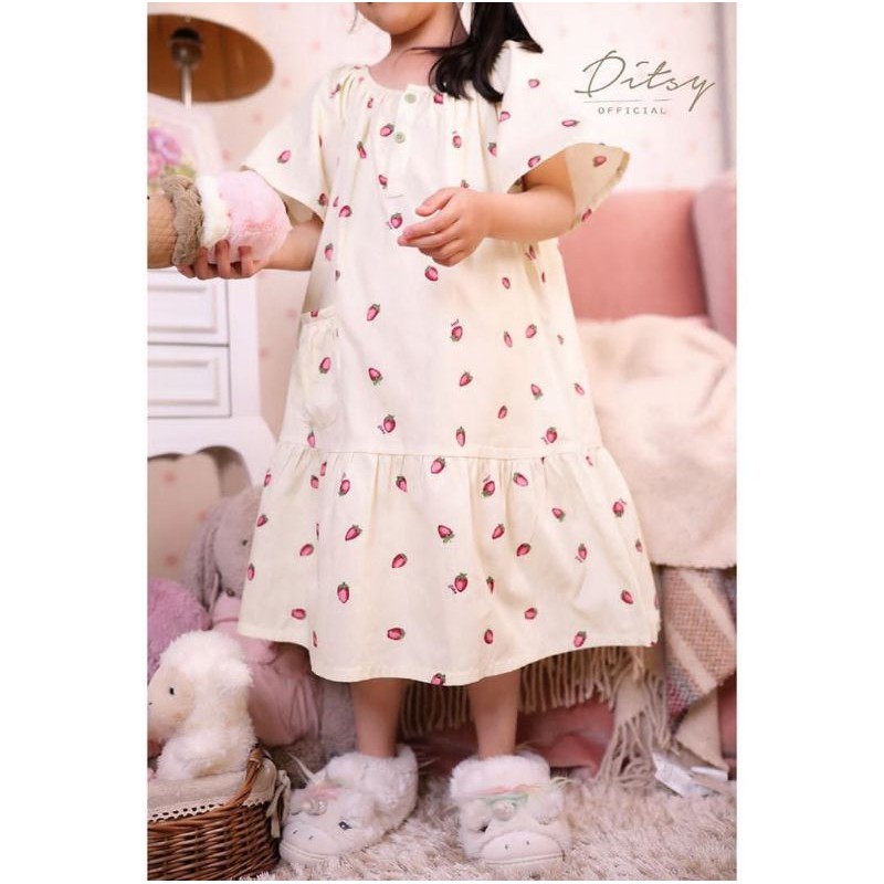Little Strawberry Nightdress Ditsy