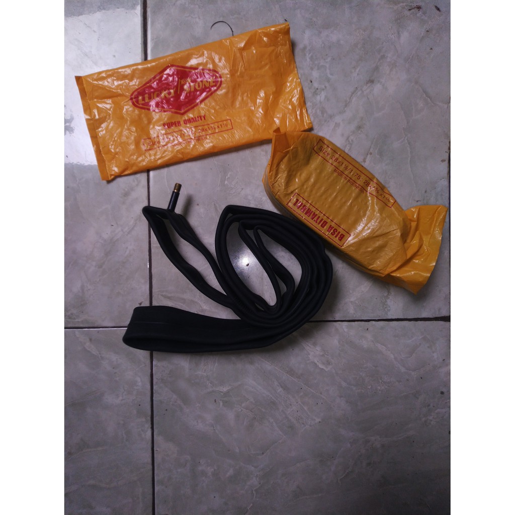 Ban Dalam Lucky Stone 28