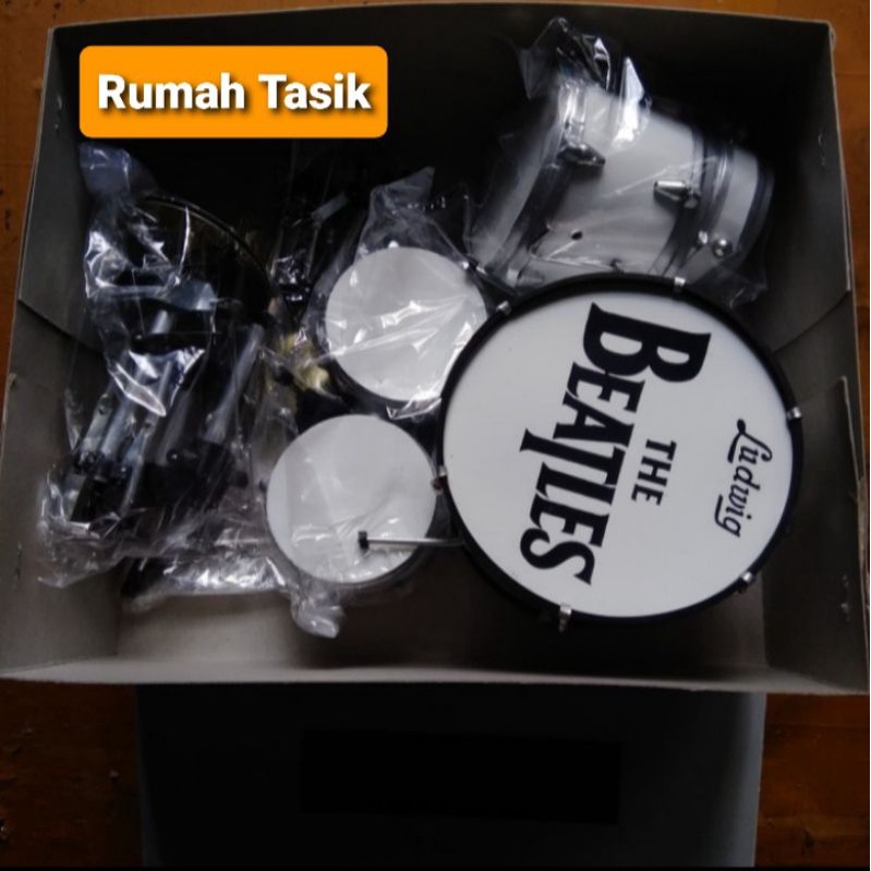 Miniatur Alat Musik Drumset Untuk Pajangan / Hiasan / Kado Atau Souvenir Murah Berkualitas