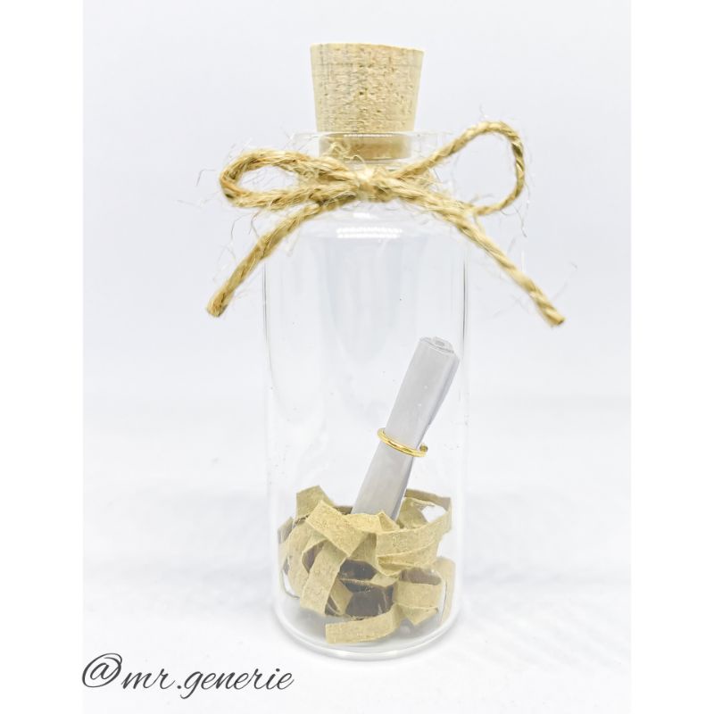 

Mr.Generie Vintage Message Bottle / Custom handmade hampers / souvenir wedding pernikahan anniversary / hadiah custom / botol kaca tutup kayu / kerajinan tangan / hampers kit accessories