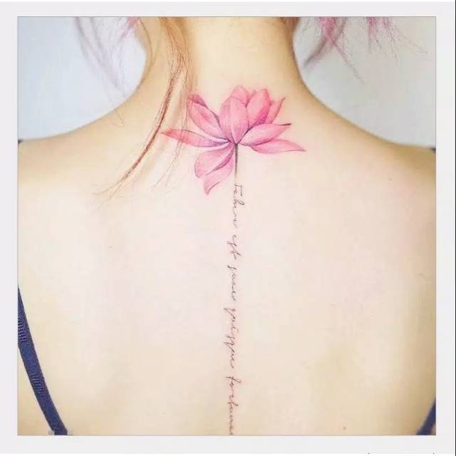 Sticker tattoo bunga tulip