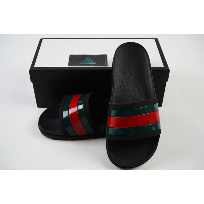 gucci sandals flip flops