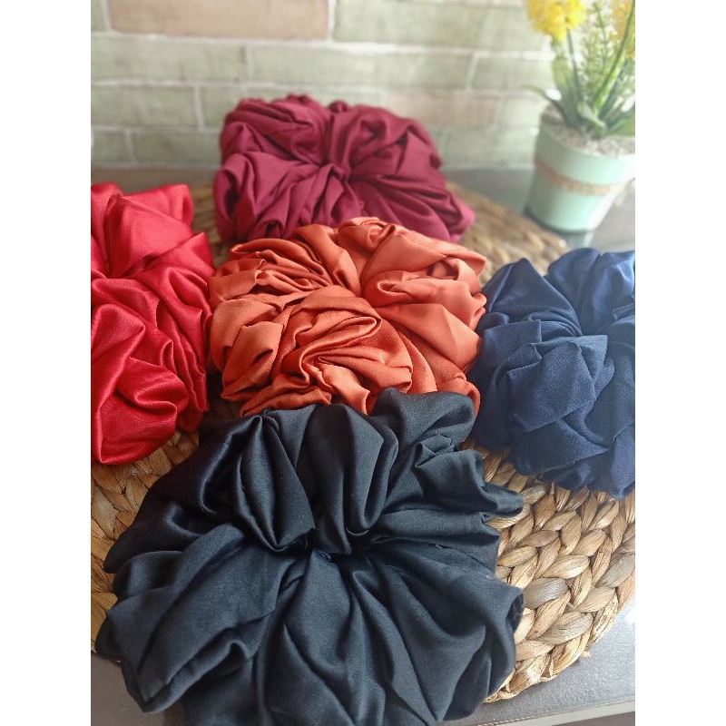 Cempol Scrunchie