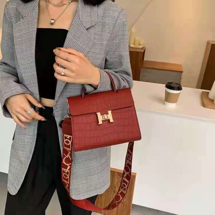 TASHAPPY LT1922 tas HANDBAG Modis Fashion Kekinian free 2 talpan wanita import model korea supplier tas import CR7821