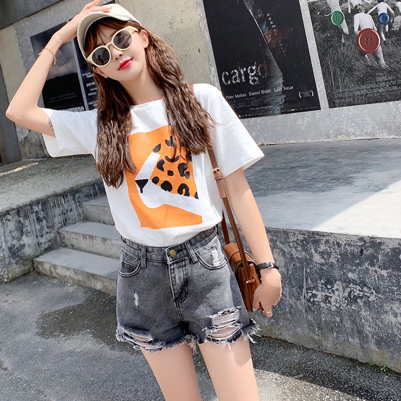 fashion wanita kekinian celana jeans pendek highwaist short pants ripped jeans hot pants jumbo celana ootd