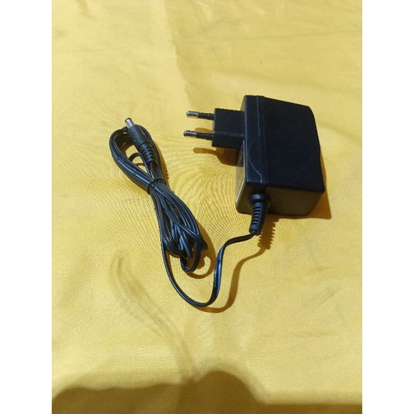 Charger Timbangan / Adaptor Timbangan 12Volt 1A plus dalem