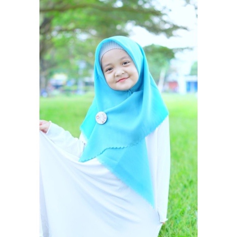 HIJAB SEGIEMPAT KIDS / HIJAB ANAK / BELLASQUARE ANAK / JILBAB ANAK POLOS / KERUDUNG ANAK