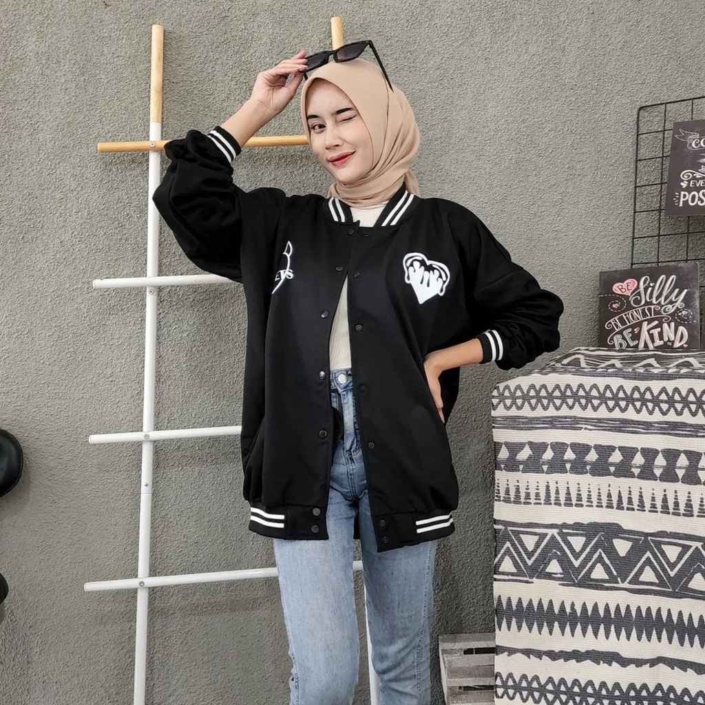 MARKET BASEBALL 2XL 3XL Varcity Jacket Baseball Oversize-Jacket Wanita Terbaru Fashion Terkini Korean Style