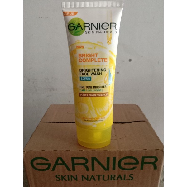 GARNIER Bright Complete Brightening Face Wash 100Ml