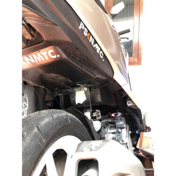 Mudflap/mudguard kolong Akrilik Vario 125/150