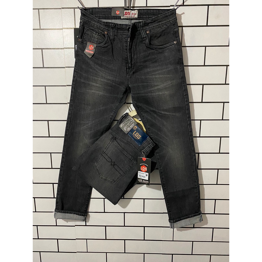 CELANA JEANS PRIA TERBARU MODEL SLIM FIT