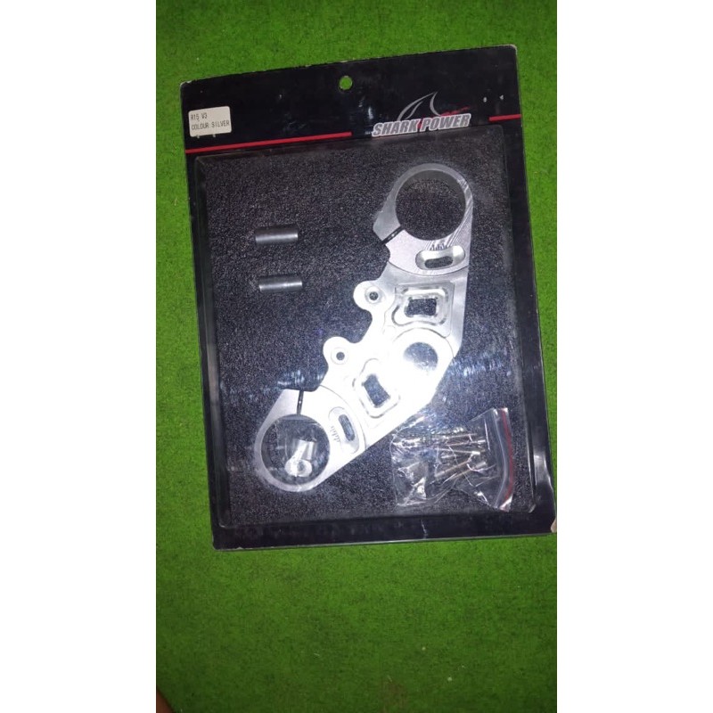 Triple clamp shark R15v3 *New