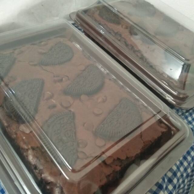 

Brownies Mini with Oreo Toping