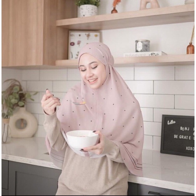 Ceria Bergo Vanilla Hijab