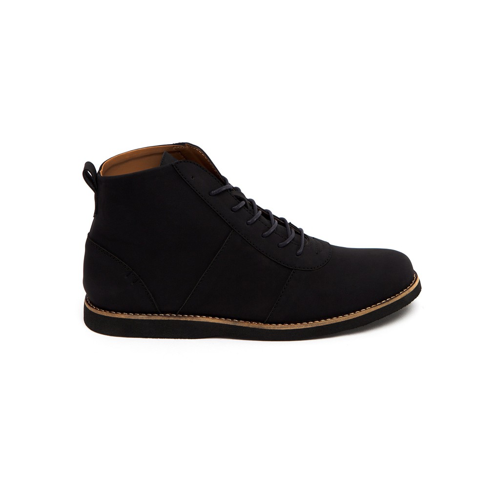 Footstep Footwear Sepatu Seri Alpha Black