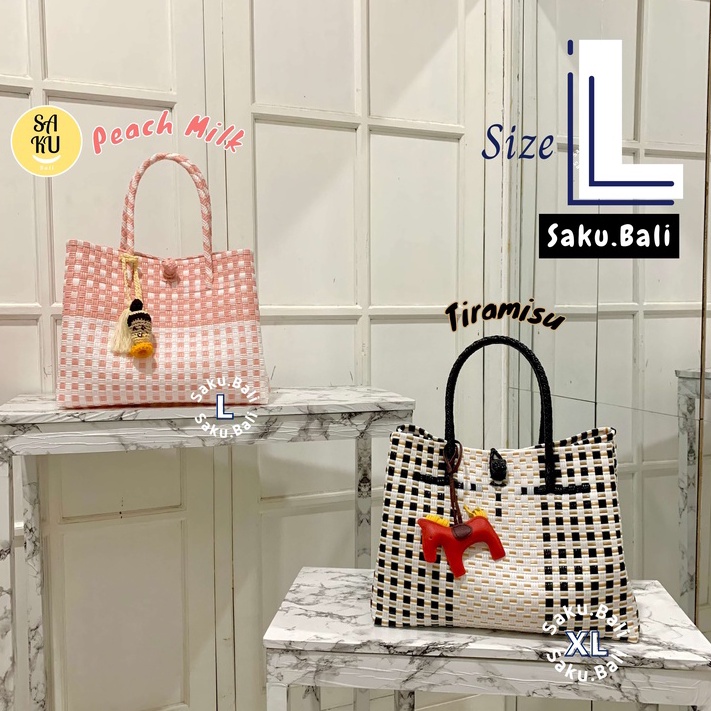 Patty L dan XL / tas anyam bali / sintetis plastik premium kendal / ootd / saku bali  / Aries L XL b