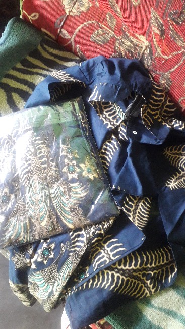 Couple Batik Tunik Modern Seragam Kerja Kantor Lengan Panjang Terbaru