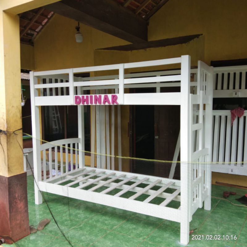 Ranjang tingkat anak cat Duco custom