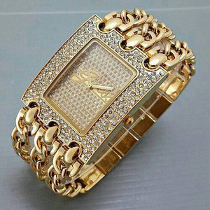 Jam Tangan Wanita Guess 3 Rantai Gold