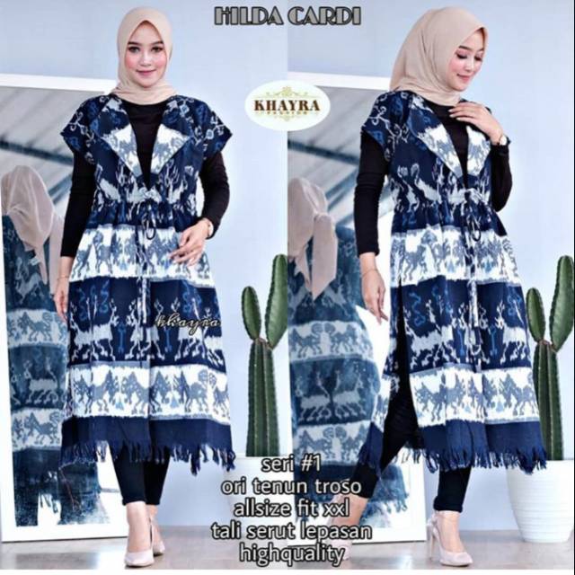 Cardigan tenun motif sumba