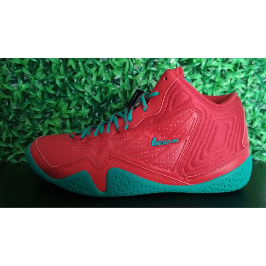 Sepatu Basket League Levitate 103016667