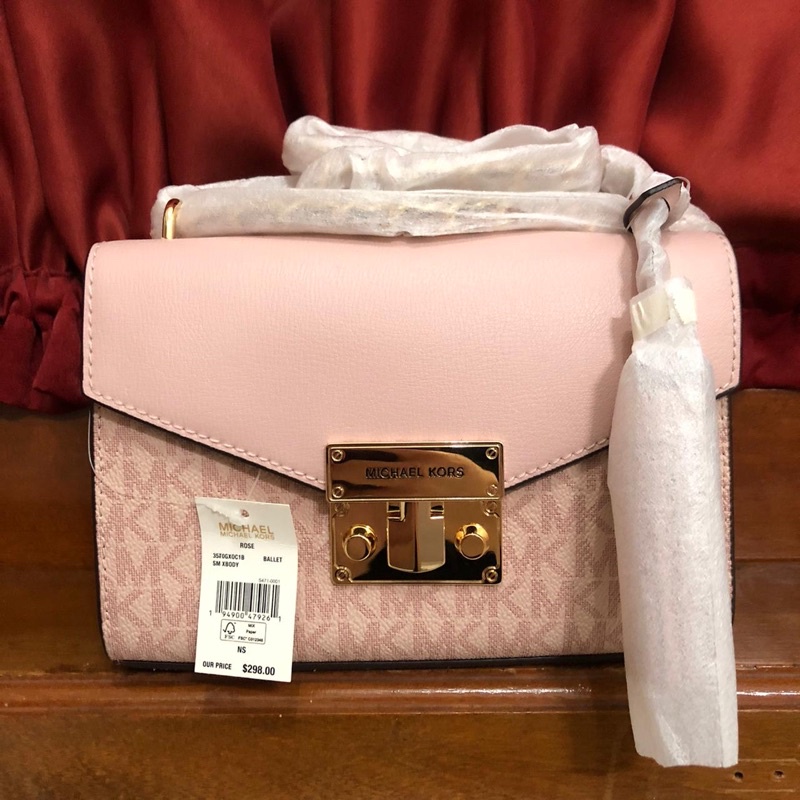 nwt mk small rose