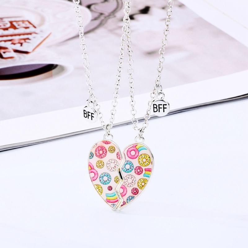 2pcs / Set Kalung Rantai Magnet Bentuk Hati Dan Donat Untuk Pasangan