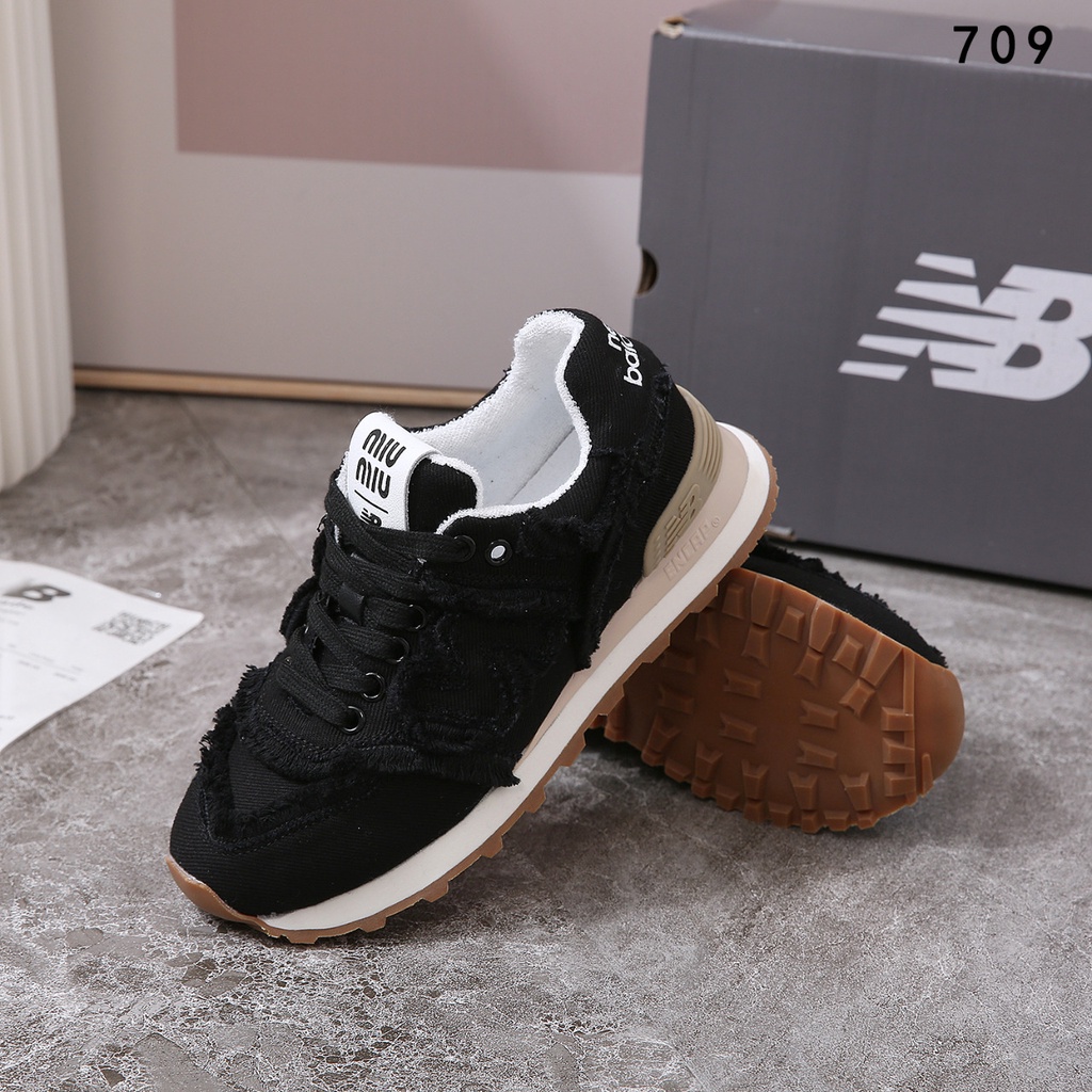 New Balance X Sneaker 709