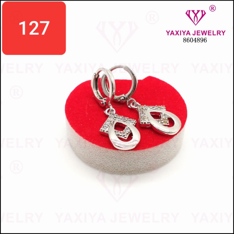 

Anting Emas Putih Perhiasan Lapis Emas 18K Yaxiya Jewelry 127