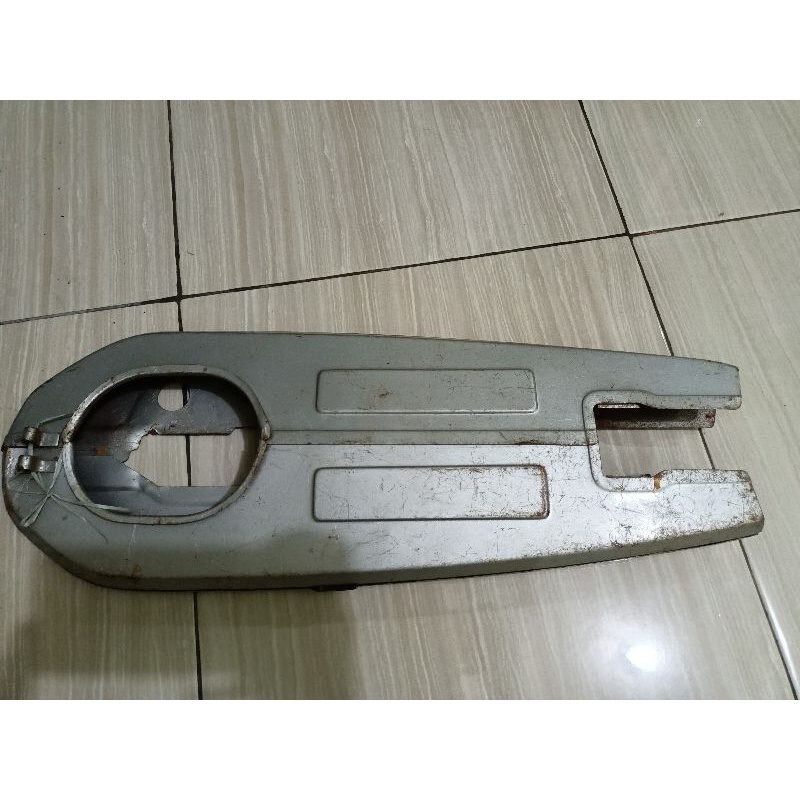 Ketengkas katengkas cover tutup pelindung rantai Suzuki Crystal Kristal Tornado Original murah