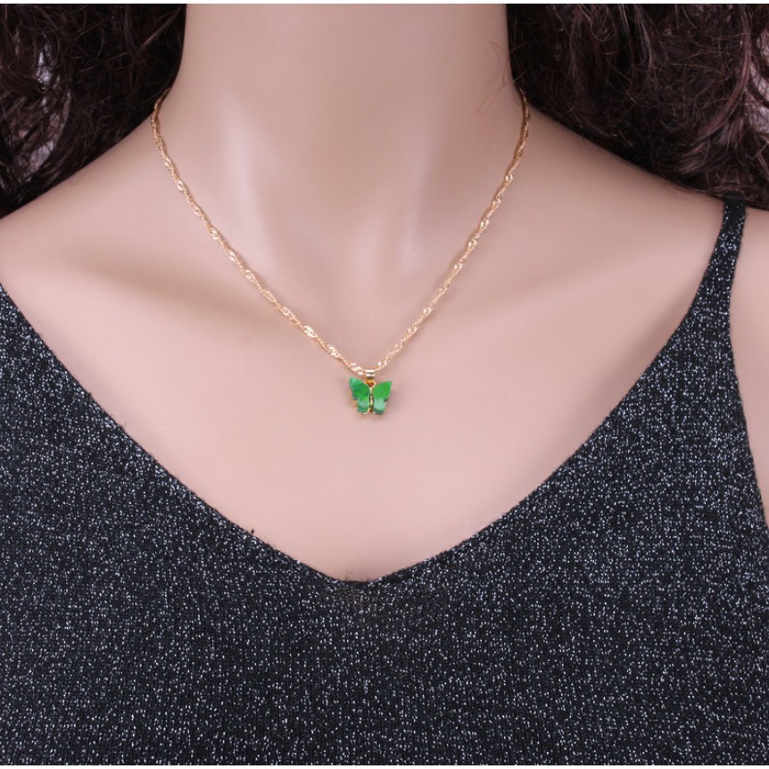 Kalung Liontin KUPU-KUPU WARNA Gaya Korea Fashion Wanita Butterfly Rantai Cewek Titanium Alloy