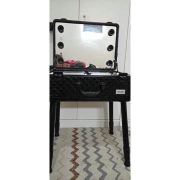 PRELOVED BEAUTY CASE SONIA MILLER WITH STAND SECOND