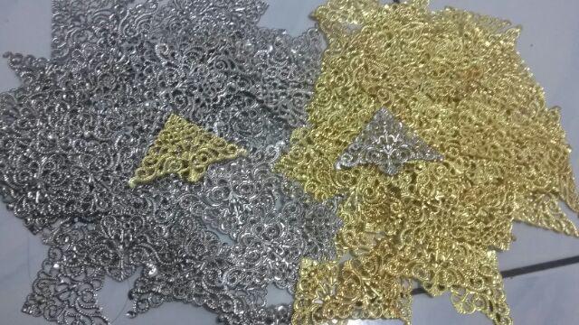 Siku Emas Hiasan Hantaran Kotak